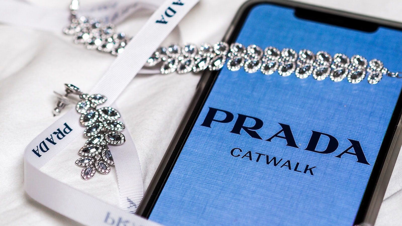 Trik Pintar: Cara Menyimpan Baterai di iPhone
